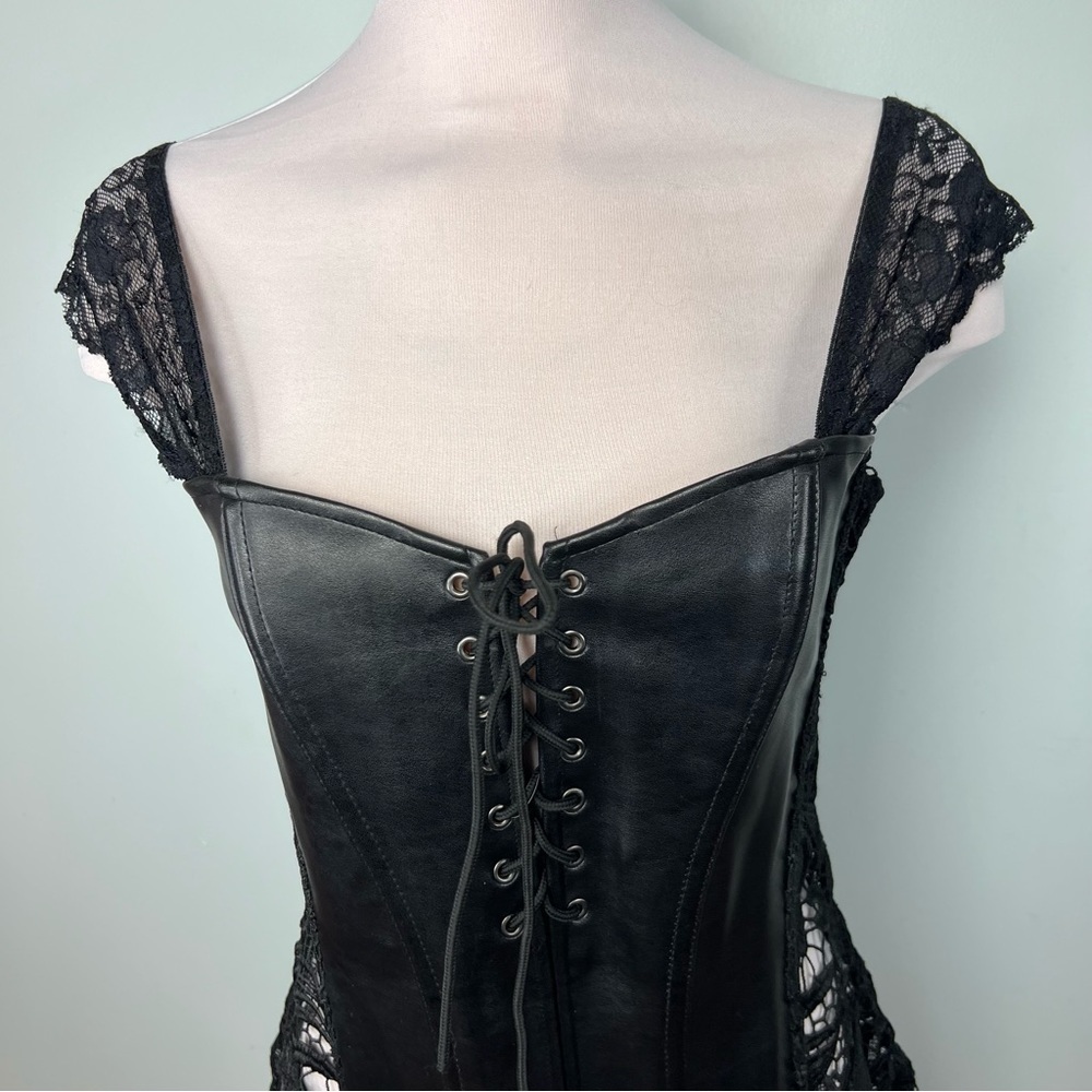 Dreamgirl Beyoncé Black Lace & Faux Leather Corset Bustier - Women’s Size 36 - Picture 4 of 13